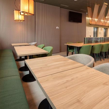 B&B Hotel Santo Tirso Εξωτερικό φωτογραφία